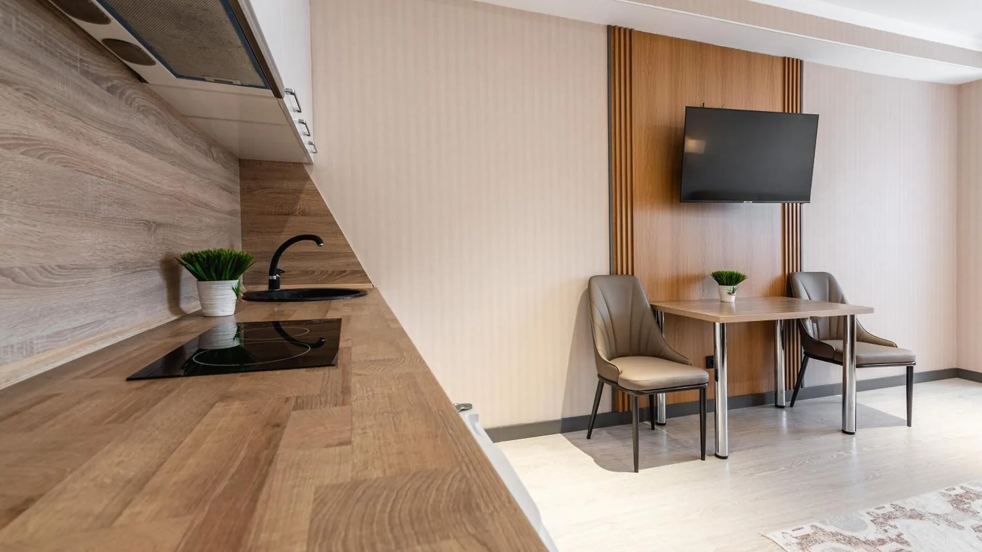 Apartment Апартаменты Жк Молодежный Almaty